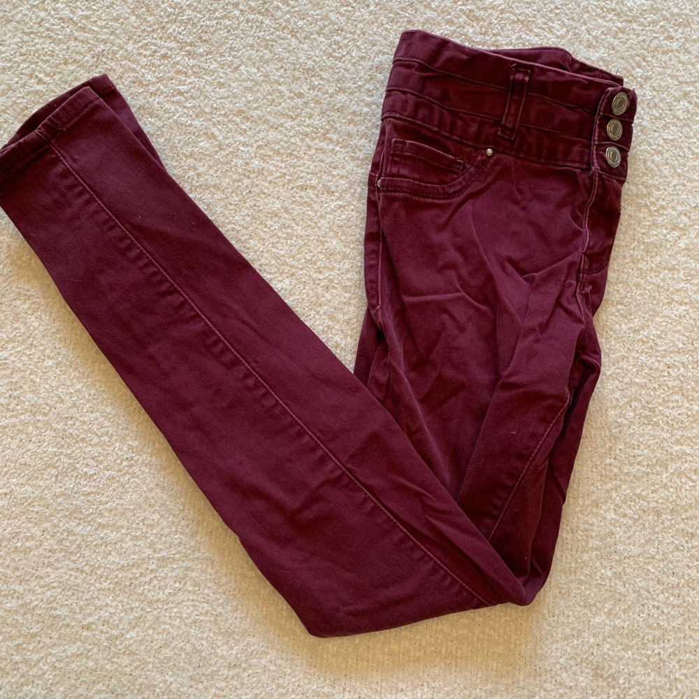 Maroon Bodycon Amethyst Skinny Jeans. Size 5.